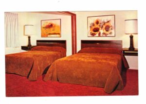 Chrome postcard. Seattle's Black Angus Motor Inn, Seattle, Washington.