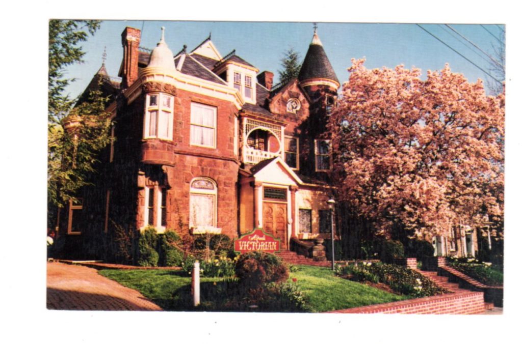 Chrome Postcard. Alfred’s Victorian Restaurant, Middleton, Pennsylvania ...