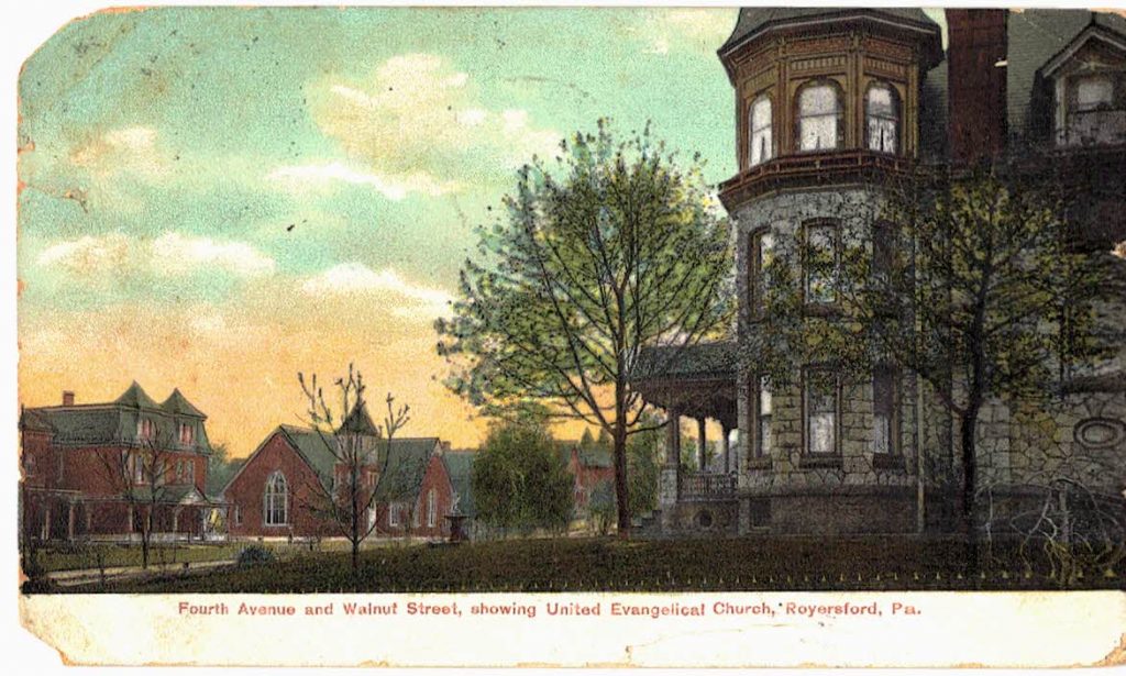 Old postcard. Fourth Avenue and Walnut Street, showing United