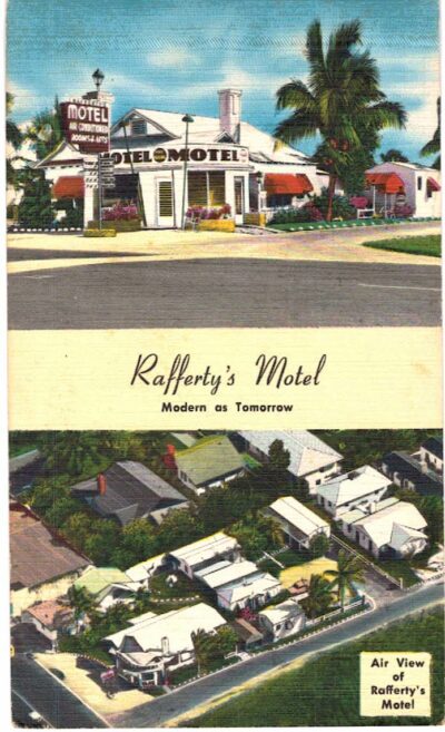 Linen postcard.  Rafferty's Motel, Tamiami Trail, Miami, Florida.  Adair A Rafferty.