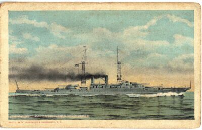 White border postcard.  New type Battleship, Colorado Class.