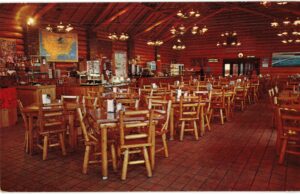 Chrome postcard.  Greyhound Post House, Mackinaw City, Michigan.  1957.