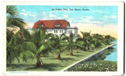 White border postcard.  Italian Villa, Fort Myers, Florida.  1936.