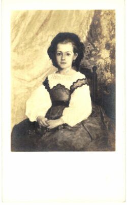 Real Photo Postcard. Mlle Romaine Lacaux, St Pierre Auguste Renoir. Gift of Hanna Fund, The Cleveland Museum of Art.