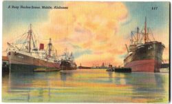 Linen postcard.  A busy harbor scene, Mobile, Alabama. Ships.